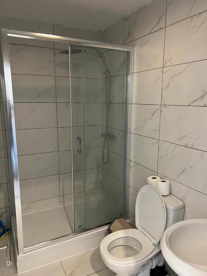 פינצ'לי Modern Apartment In London מראה חיצוני תמונה